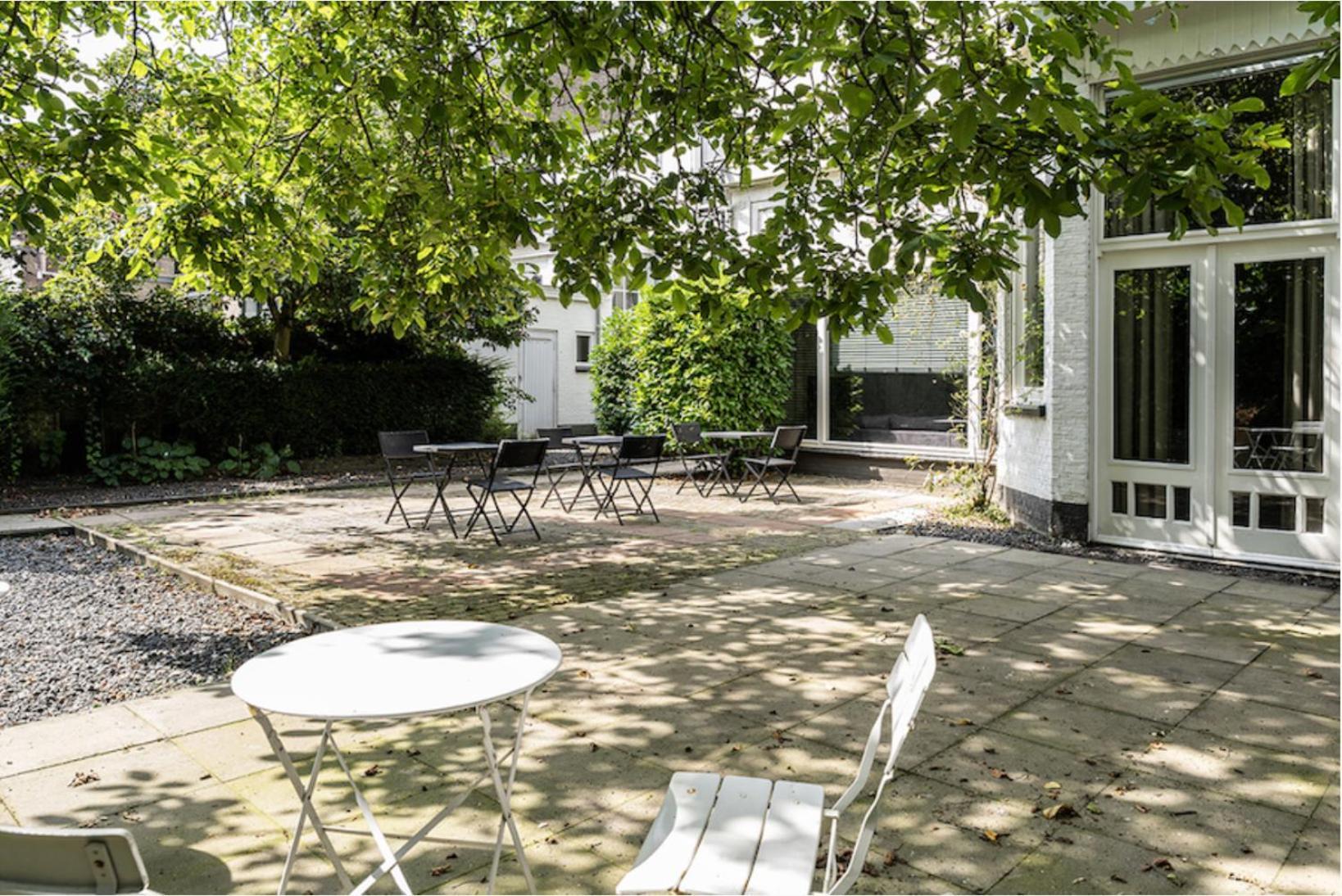 Child Favorite Coach House City Villa Tilburg Exterior photo